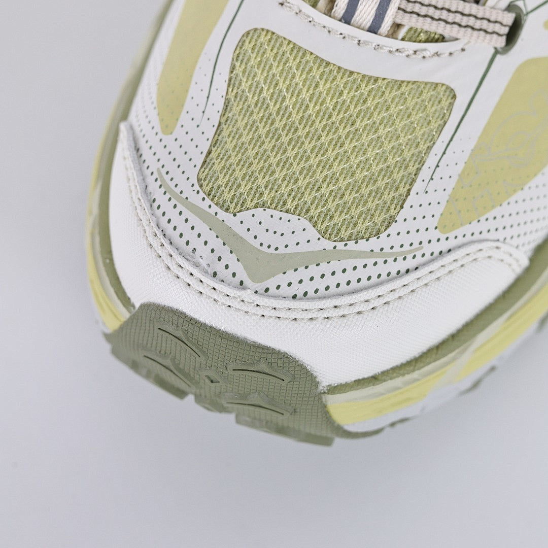 HOKA Bondi 8 Maximum Cushion Road Running Shoes