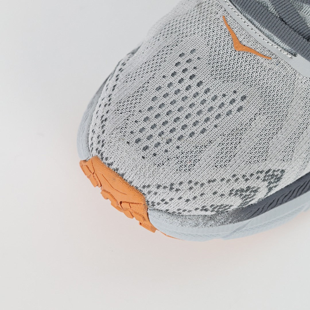 HOKA Challenger ATR 7 Low All-Terrain Running Shoes