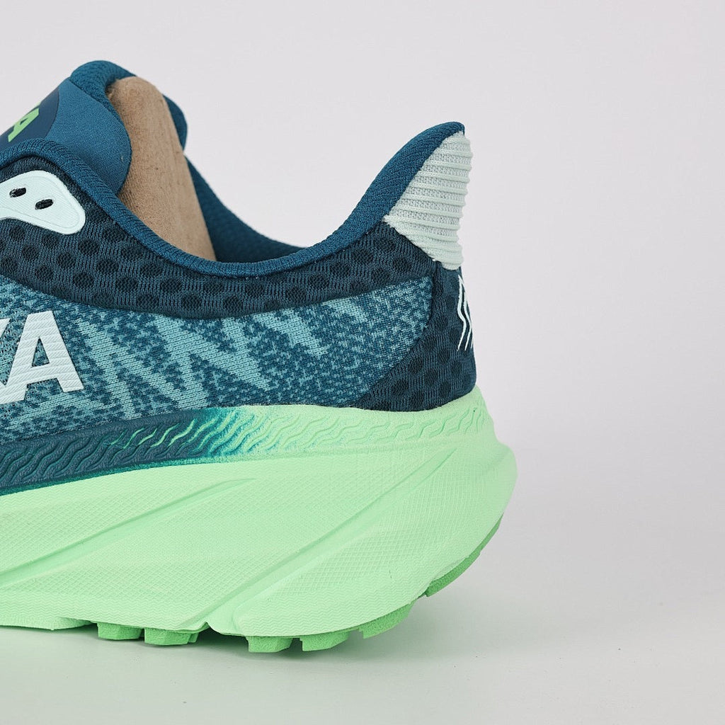 HOKA Kaha 2 GTX Mid Waterproof Hiking Boots