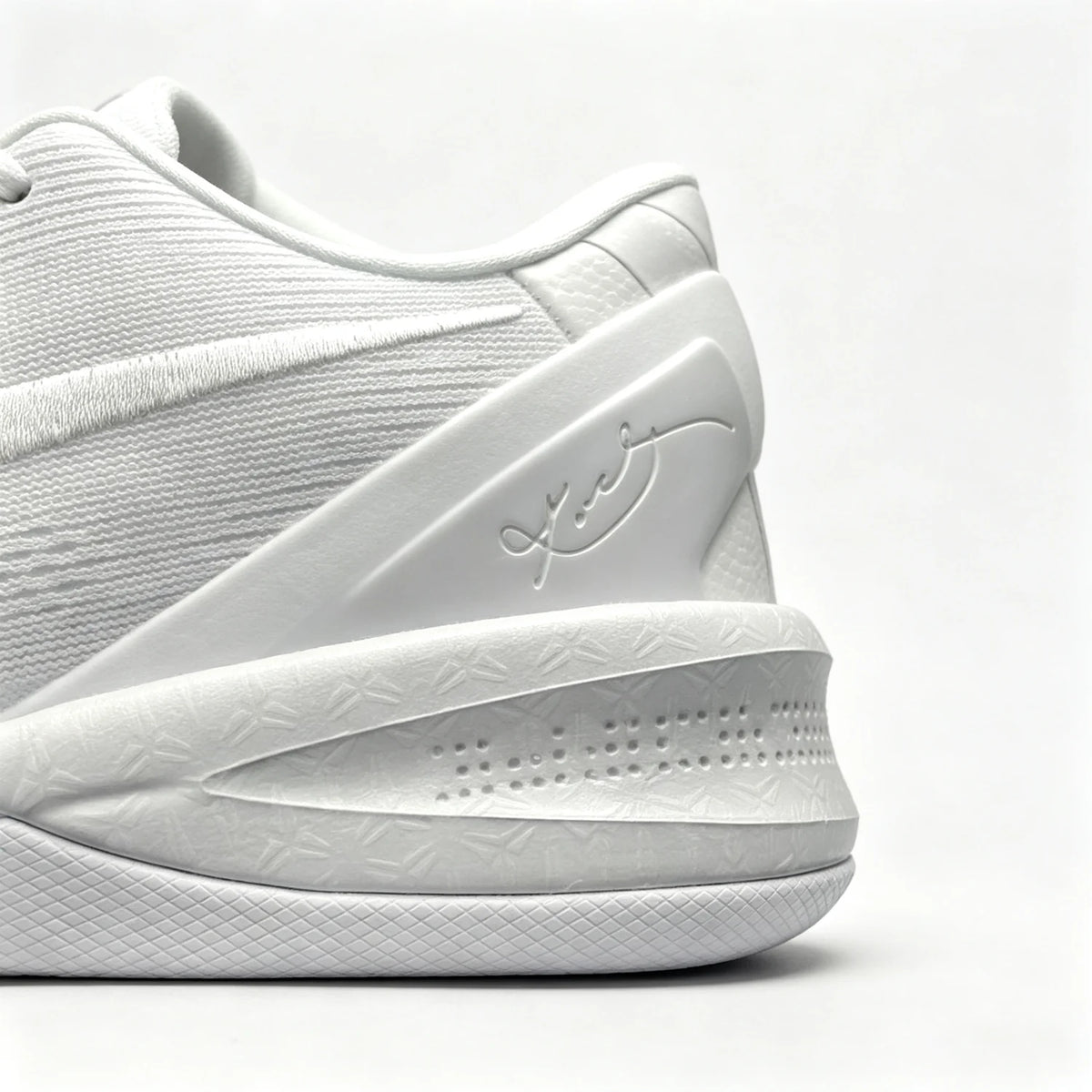 Nike Kobe 8 Basketball Shoes